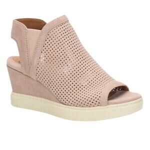 Sofft Basima Pink Suede Sandals Peep Toe Wedge Airy Perforations 11M WMN Slip On